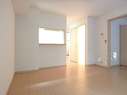 シェーヌ II 1階2LDKのリビング/ダイニング