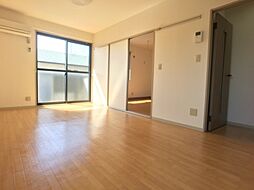 フラワーレジデンス森田 伍番館 2階2DKのリビング/ダイニング