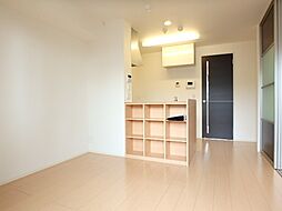 ジュウィール 2階1LDKのリビング/ダイニング