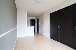 クレシェンテ 2階1LDKのリビング/ダイニング