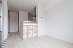 レジーナ 1階1LDKのリビング/ダイニング