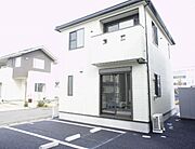 小山駅より徒歩28分 築11年2ヶ月 2階建の賃貸物件