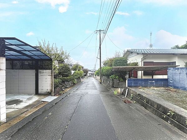 前面道路のお写真です♪