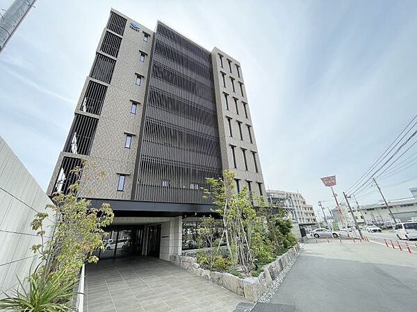 福岡空港駅まで徒歩約14分の立地！出張が多い方や旅行好きの方に大変おすすめです☆
