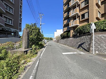 周辺は閑静住宅地!駅や買い物施設までも近く、通勤通学にも便利な立地で暮らしやさも◎♪