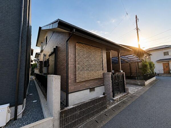 保育園・小中学校が徒歩圏内にあり、子育て世帯も安心です！（※写真はCG加工により家具等を消去しています）