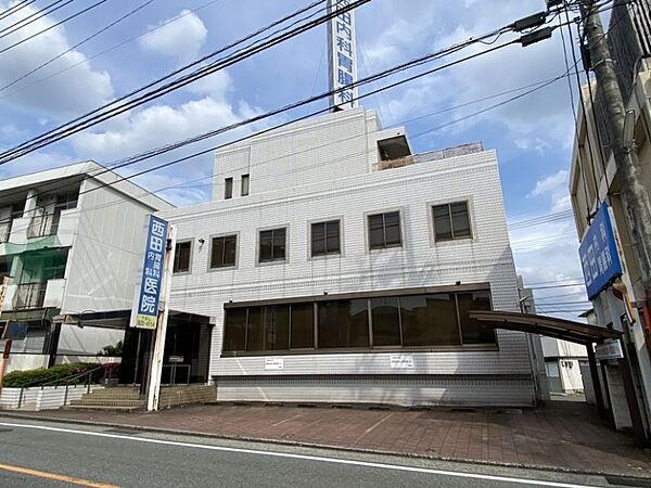 西田内科胃腸科医院まで　416m　徒歩約6分