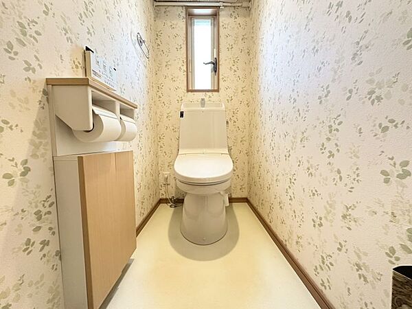 ウォシュレット付きのお手洗いです！
