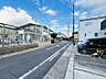 外観：徒歩約3分の距離にバス停があり公共交通機関でのアクセスも良好です♪