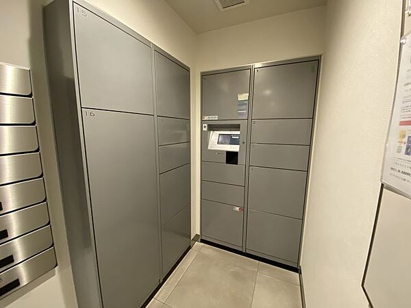 宅配ボックス完備！不在時にも荷物を受け取ることが出来て大変便利です！