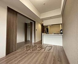 京都市営烏丸線 十条駅 徒歩3分の賃貸マンション 8階1LDKのリビング/ダイニング