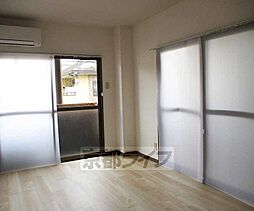 近鉄京都線 伊勢田駅 徒歩7分の賃貸マンション 3階ワンルームのリビング/ダイニング