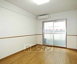 メゾン山城II 2階1Kのリビング/ダイニング