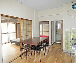 エクセル伏見 2階2DKのリビング/ダイニング