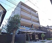 丸太町駅より徒歩10分 3階 築3年7ヶ月の賃貸物件