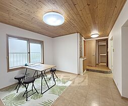 京都府住宅供給公社円明寺ケ丘団地B棟 2LDKの写真