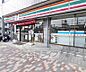 周辺：セブンイレブン京都上七軒店まで125m 上七軒交差点に立地しご利用しやすいですよ。