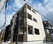伏見稲荷駅より徒歩5分 2階 築3年8ヶ月の賃貸物件