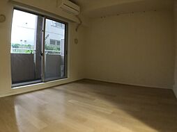 都営大江戸線 飯田橋駅 徒歩9分の賃貸マンション 8階1LDKのリビング/ダイニング