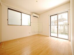 東京メトロ丸ノ内線 四谷三丁目駅 徒歩7分の賃貸一戸建て 1階3LDKのリビング/ダイニング