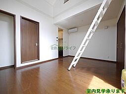 東京メトロ丸ノ内線 四谷三丁目駅 徒歩4分の賃貸アパート 1階ワンルームのリビング/ダイニング