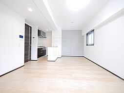 東京メトロ丸ノ内線 四谷三丁目駅 徒歩8分の賃貸マンション 2階1LDKのリビング/ダイニング