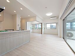 東京メトロ丸ノ内線 新宿御苑前駅 徒歩6分の賃貸マンション 8階2SLDKのリビング/ダイニング