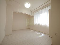 東京メトロ丸ノ内線 四谷三丁目駅 徒歩6分の賃貸マンション 4階1Kのリビング/ダイニング