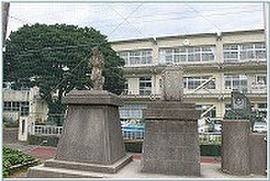 画像22:【小学校】徳島市立国府小学校まで79ｍ