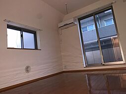 ロイヤルメゾン 203 2階1Kのリビング/ダイニング