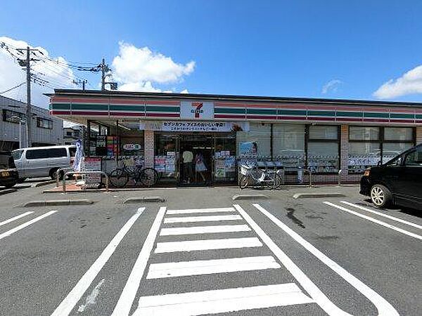 セブン-イレブン佐倉上志津店430m徒歩6分