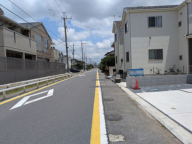 見通しの良い道路