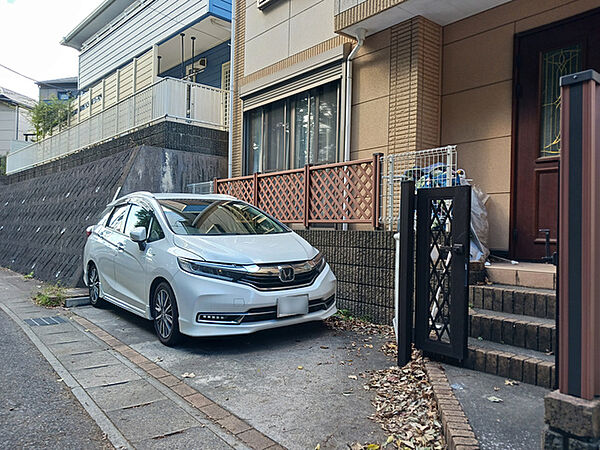 カースペース1台分ございます　