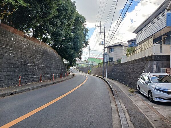 小・中学校が近隣にある子育て世帯に嬉しい住環境