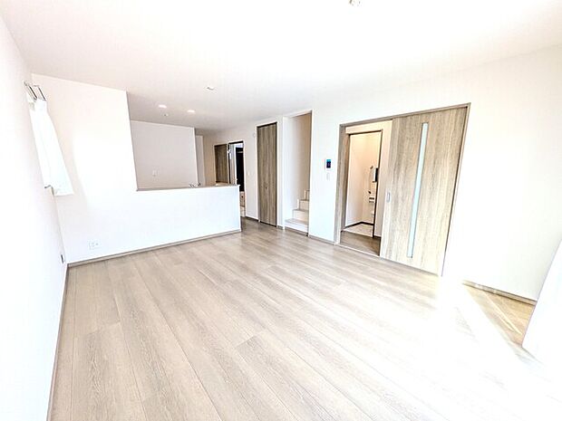 家族とのふれあいが増えるリビング階段