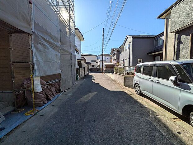 スーパーも徒歩圏内にあるので便利です