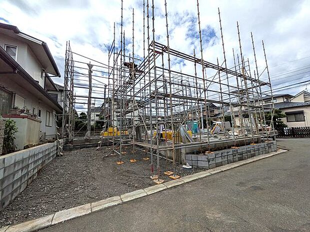 駐車スペース2台以上(車種による)
