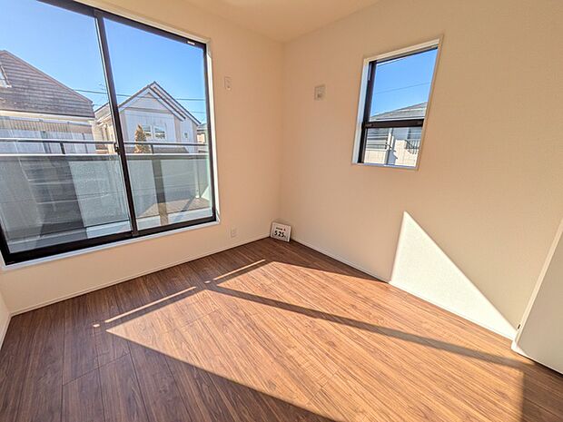 南向きにつき陽当たり良好です