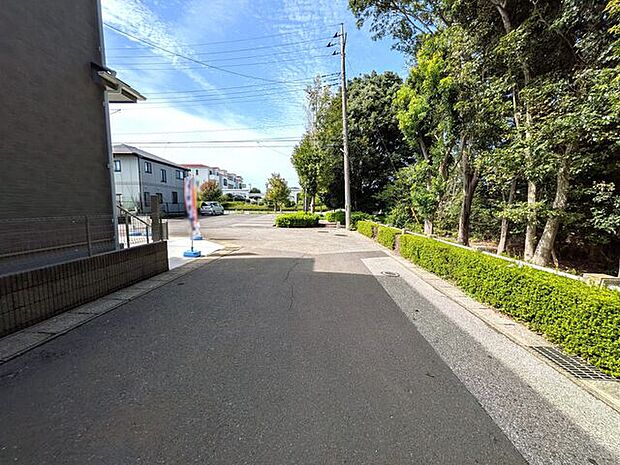 生活を潤す豊かな緑に恵まれたロケーション