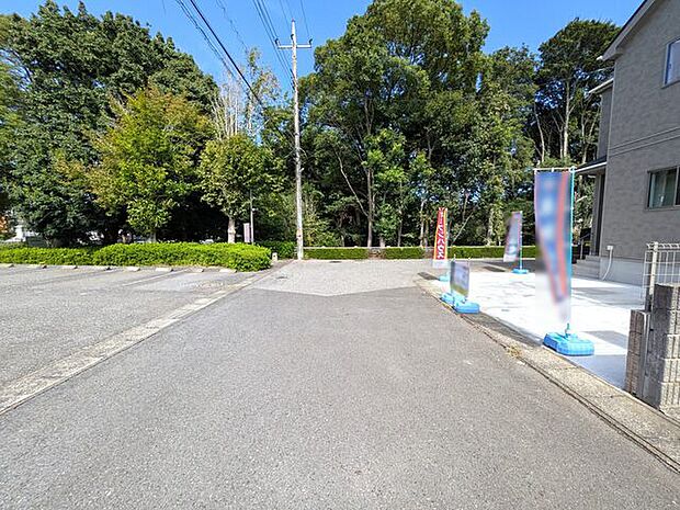 西側道路