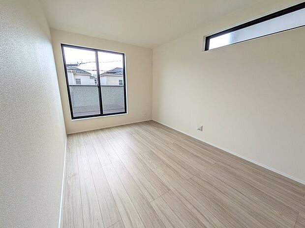 約7.5帖の主寝室