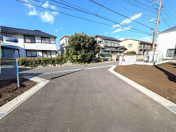 周辺買い物施設も充実です