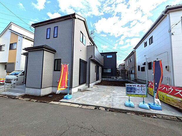 駐車スペース2台分(車種による)