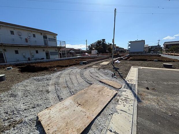 北西側約8ｍ道路に接道