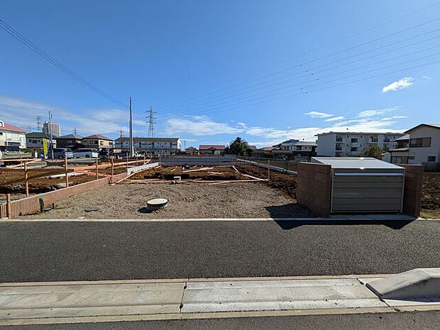 土地面積約135？　建物面積約97.2？