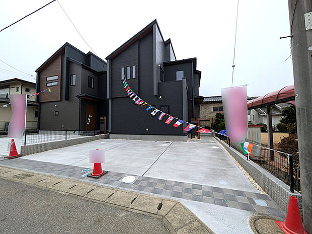 宅配ボックスも設置、不在時の荷受けにも便利です