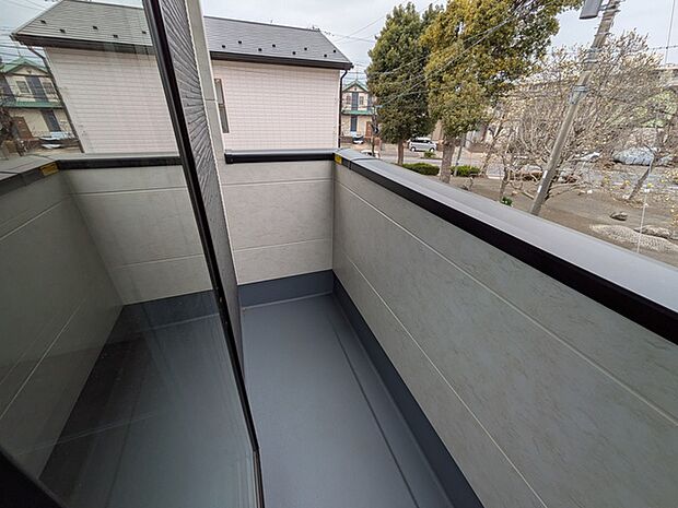 北側バルコニー