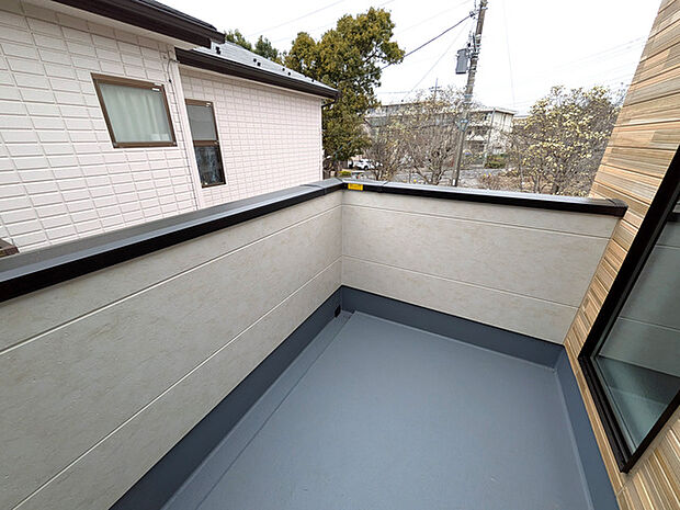 南側バルコニー