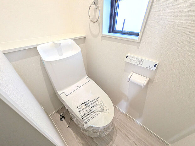 2階にもトイレがあり、朝の混雑も解消♪