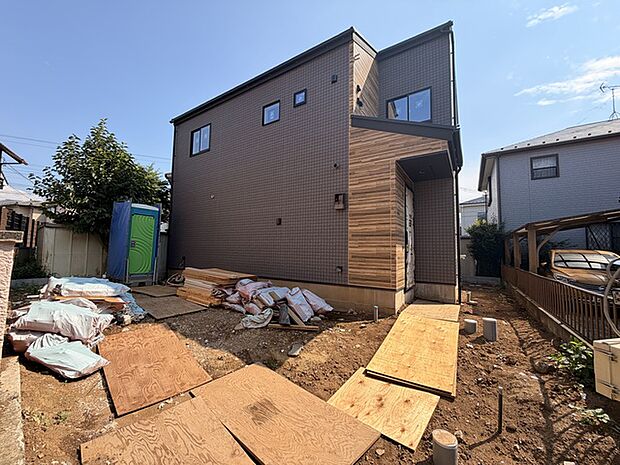 新築分譲住宅全1棟 ZEH仕様の建物